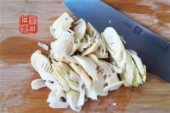 春笋咸肉豌豆乌米饭的做法步骤15