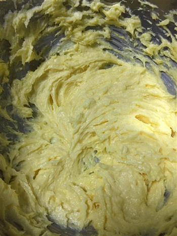 最简单的美好-buttermilk柠檬磅蛋糕的做法步骤4