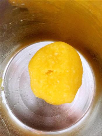 椰蓉蔓越梅奶酪抹茶酥的做法步骤5