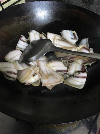 腌菜炖鳝鱼的做法步骤1