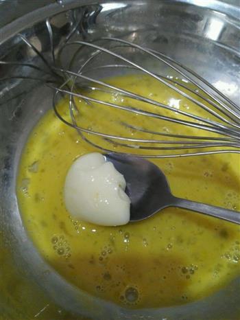 蛋奶香烤馒头的做法图解2