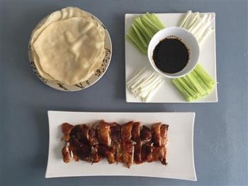 家庭版北京烤鸭+荷叶饼+酱料的做法步骤32