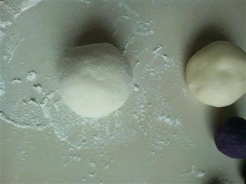 花样面食-萌萌的熊猫豆沙包的做法图解11