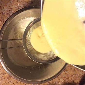 酸奶水果慕斯蛋糕-6寸的做法步骤9