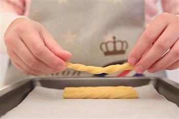 宝宝辅食微课堂 自制宝宝磨牙棒的做法步骤12