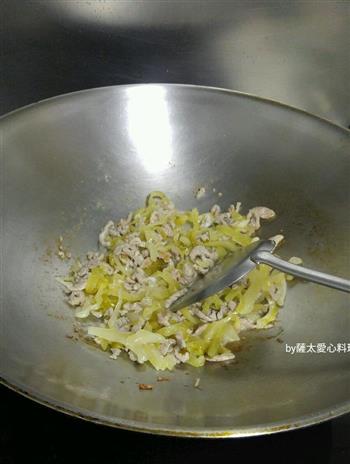 咸菜炒肉丝的做法步骤3