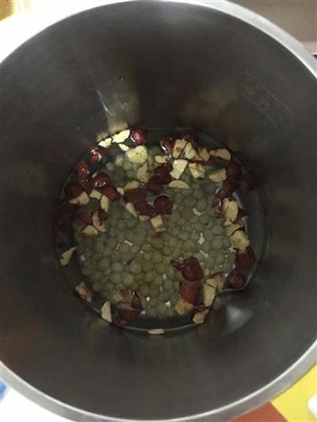 补血红枣豆浆的做法步骤3