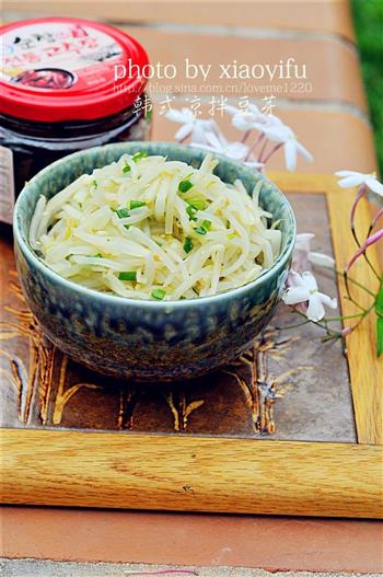 夏季里的爽口下饭小菜韩式凉拌豆芽的做法步骤4