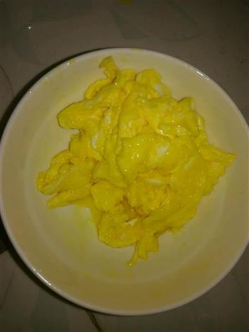 黄瓜木耳炒鸡蛋的做法步骤2