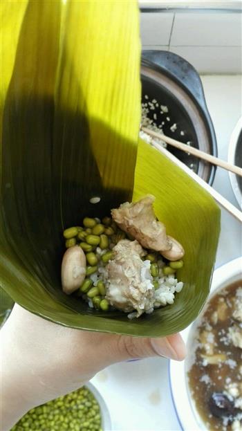鲜香猪肉粽的做法步骤12
