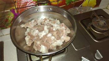 鲜香猪肉粽的做法步骤2