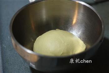 香葱芝士面包条的做法步骤1