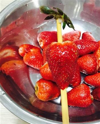 爆简草莓酱、草莓罐头—易储存Get的做法步骤1