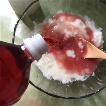 蔓越莓牛奶冰棒的做法图解2