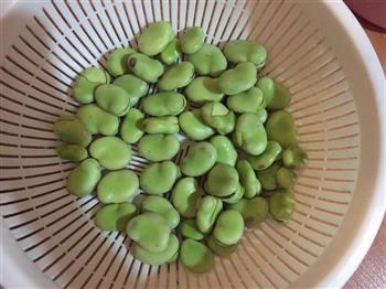 清炒蚕豆的做法步骤1
