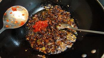 剁椒香菇牛肉酱的做法步骤10