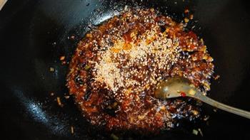 剁椒香菇牛肉酱的做法步骤11