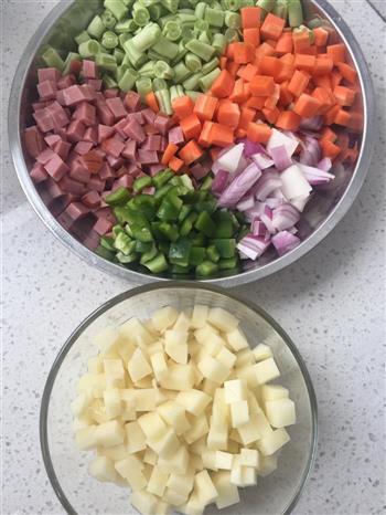 培根土豆豆角焖饭的做法图解2