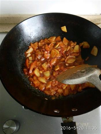 吕家-奇异番茄土豆刀削面的做法步骤4