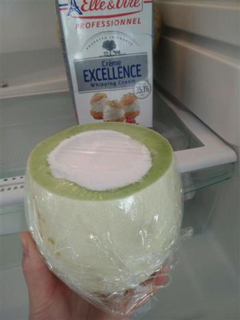 香瓜椰奶冻的做法步骤7
