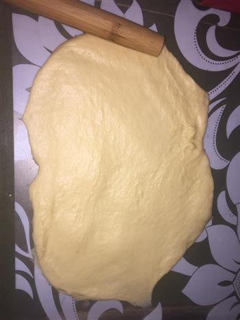 火腿香葱面包的做法步骤3