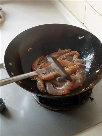 家常版 油焖大虾的做法步骤5