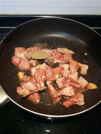 土豆鸡腿肉焖饭的做法步骤6
