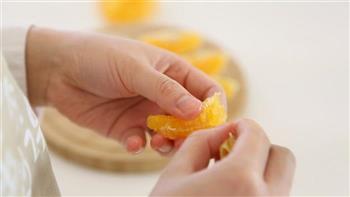 宝宝辅食微课堂  橙味土豆泥的做法步骤5