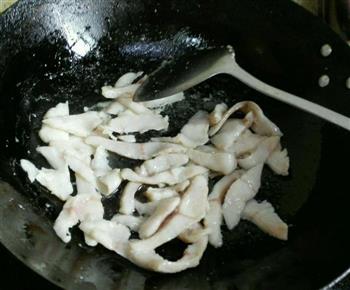 财鱼两吃-鱼头豆腐汤&滑鱼片的做法图解6