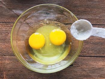 香酥小蛋卷-周末零嘴时光的做法步骤1