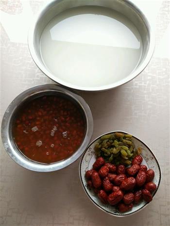 糯香红豆粽子的做法步骤1