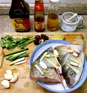 砂锅鱼头豆腐煲的做法步骤2
