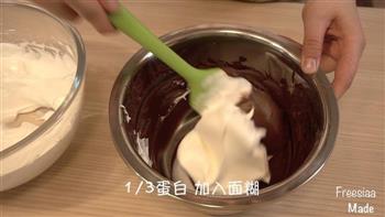 可可戚风 巧克力围边奶油蛋糕的做法步骤6