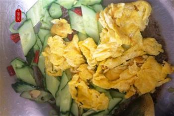 家常黄瓜炒鸡蛋 超级美味简单快手菜的做法步骤5