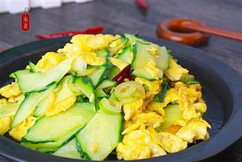 家常黄瓜炒鸡蛋 超级美味简单快手菜的做法图解8