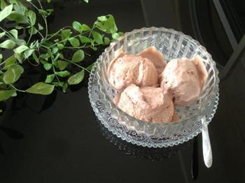 最简单的自制冰淇淋的做法步骤4