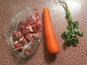 胡萝卜炖排骨的做法步骤1