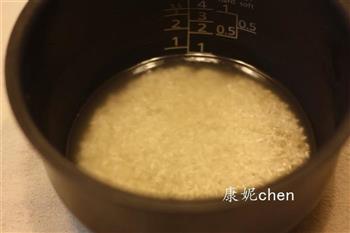 土豆虾米焖饭的做法步骤1