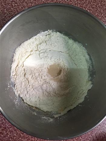 豆沙面包的做法步骤2