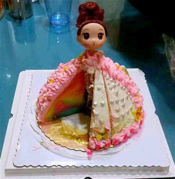 彩虹芭比公主蛋糕的做法步骤28