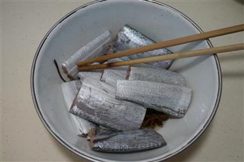 沙茶酱焖带鱼的做法步骤3