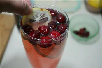 蔓越莓苏打泡饮的做法图解6