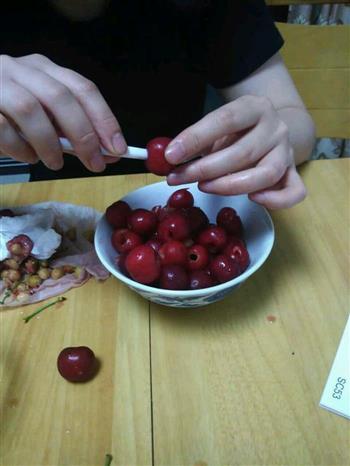 樱桃果酱的做法步骤2