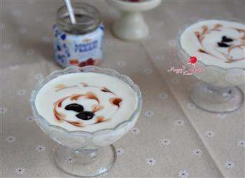 自制樱桃果酱酸奶的做法步骤10