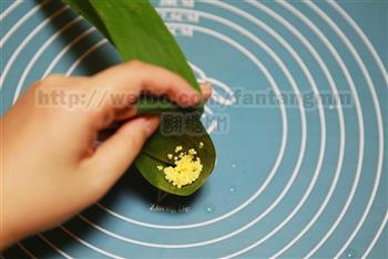 黄粟米小枣粽子的做法图解7