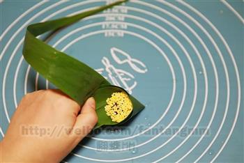 黄粟米小枣粽子的做法步骤9