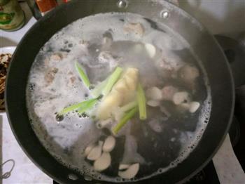 冬瓜排骨汤的做法步骤2