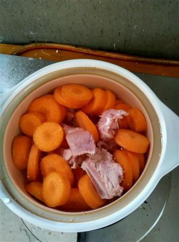 胡萝卜排骨汤的做法图解3