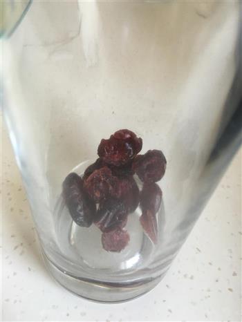 水陆鲜体验蔓越莓奶昔-果冻的做法图解5
