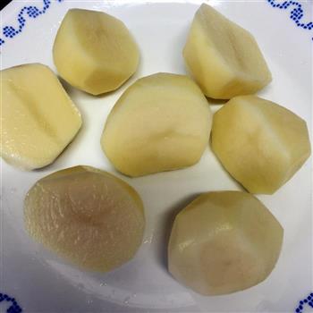 辣白菜排骨土豆炖的做法步骤9